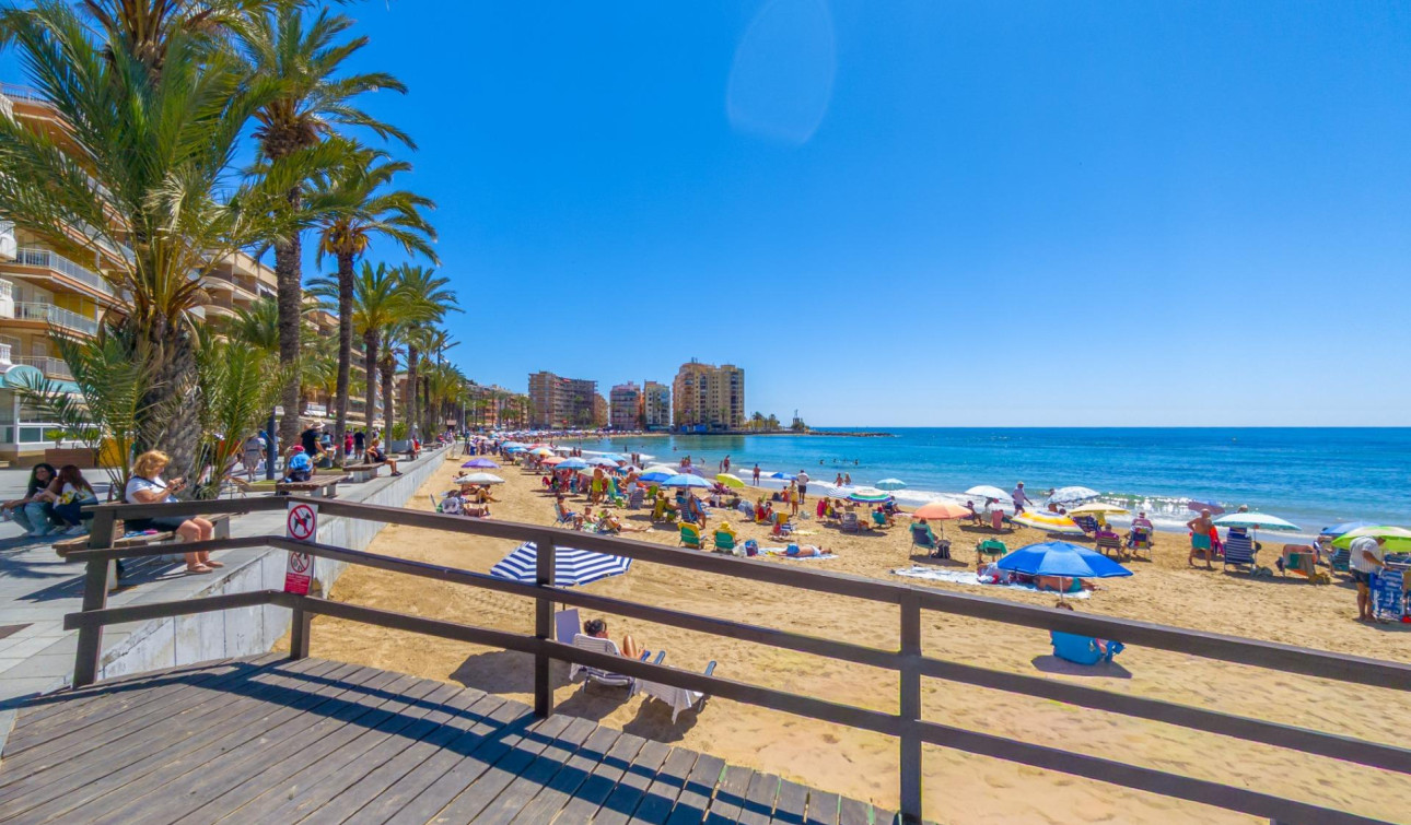 Herverkoop - Appartement / Flat - Torrevieja - Playa del cura