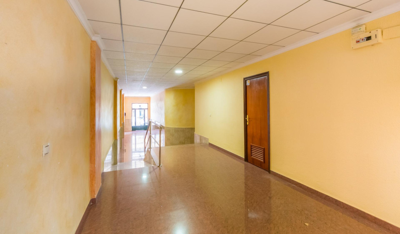 Herverkoop - Appartement / Flat - Torrevieja - Playa del cura
