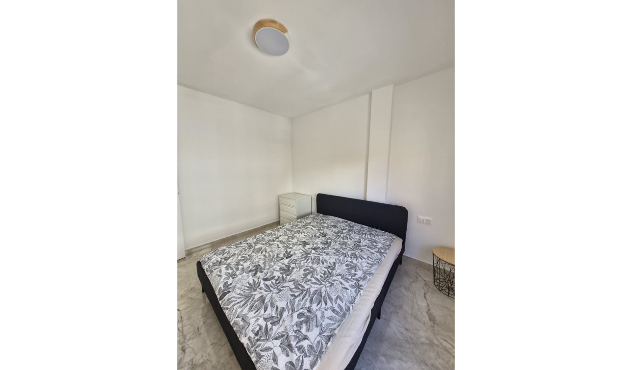 Herverkoop - Appartement / Flat - Torrevieja - Playa del Cura