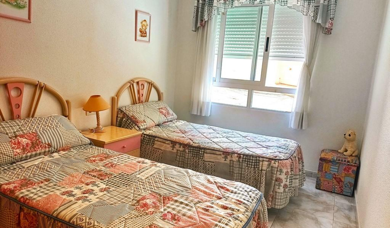 Herverkoop - Appartement / Flat - Torrevieja - Playa del Cura