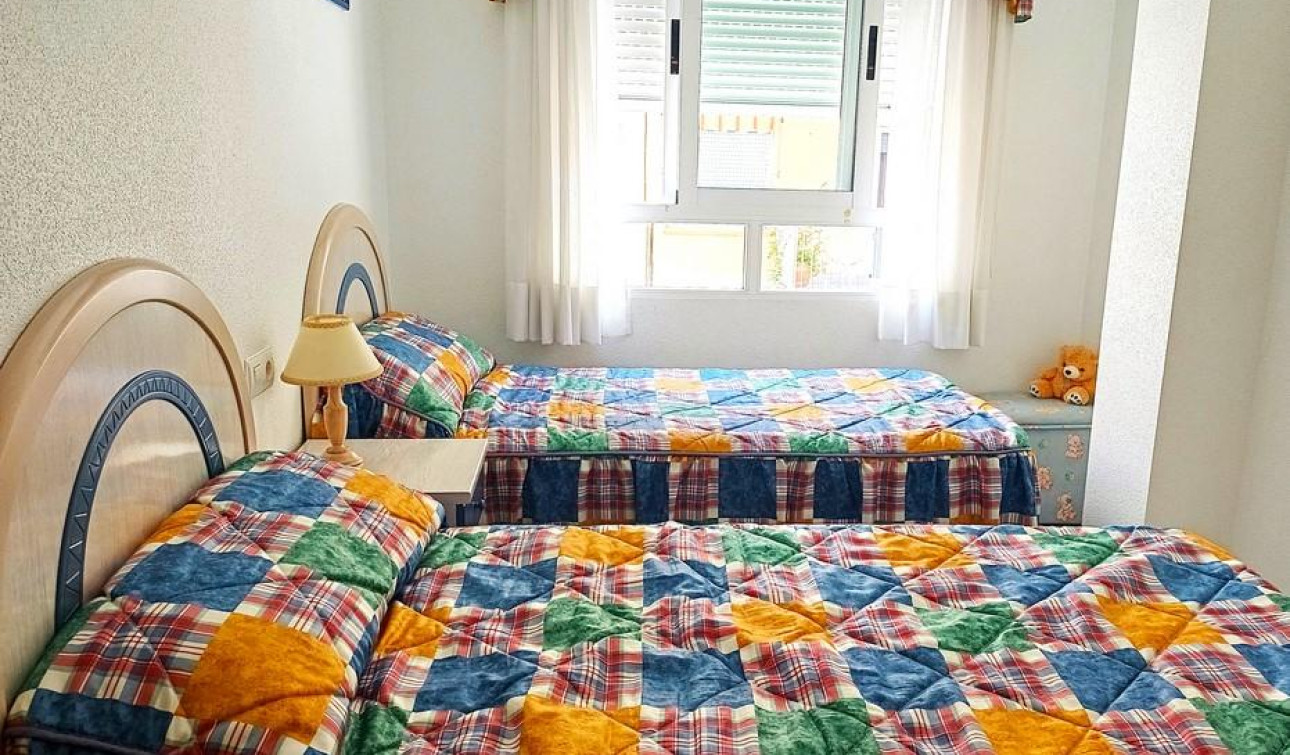 Herverkoop - Appartement / Flat - Torrevieja - Playa del Cura