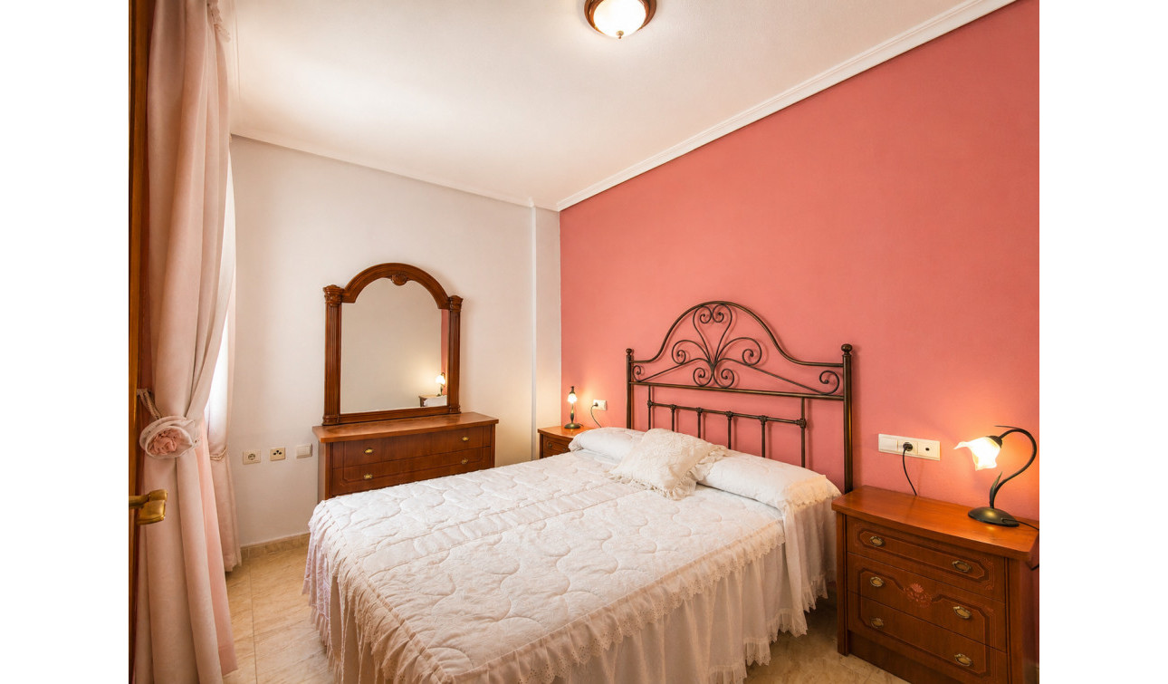 Herverkoop - Appartement / Flat - Torrevieja - Playa del Cura