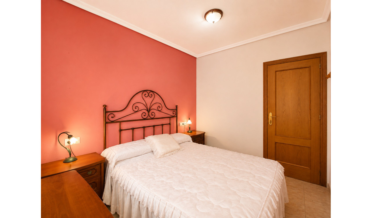 Herverkoop - Appartement / Flat - Torrevieja - Playa del Cura
