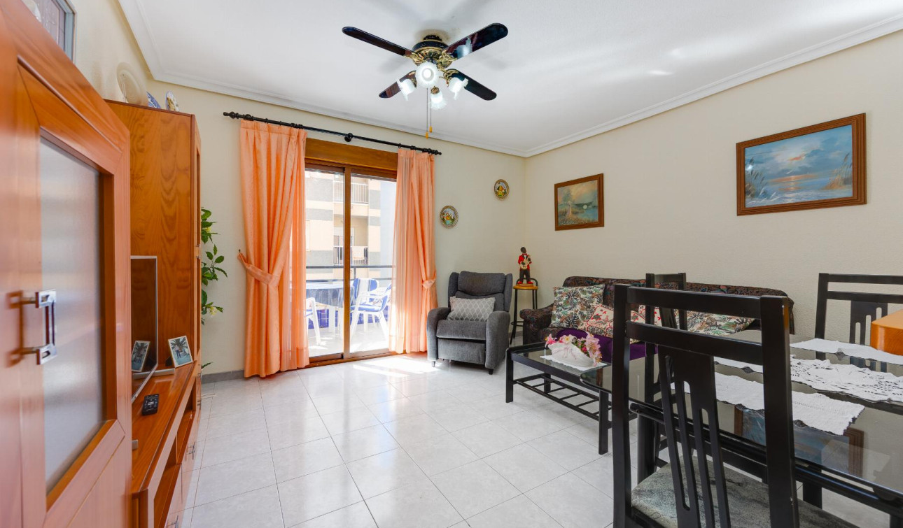 Herverkoop - Appartement / Flat - Torrevieja - Playa del Cura