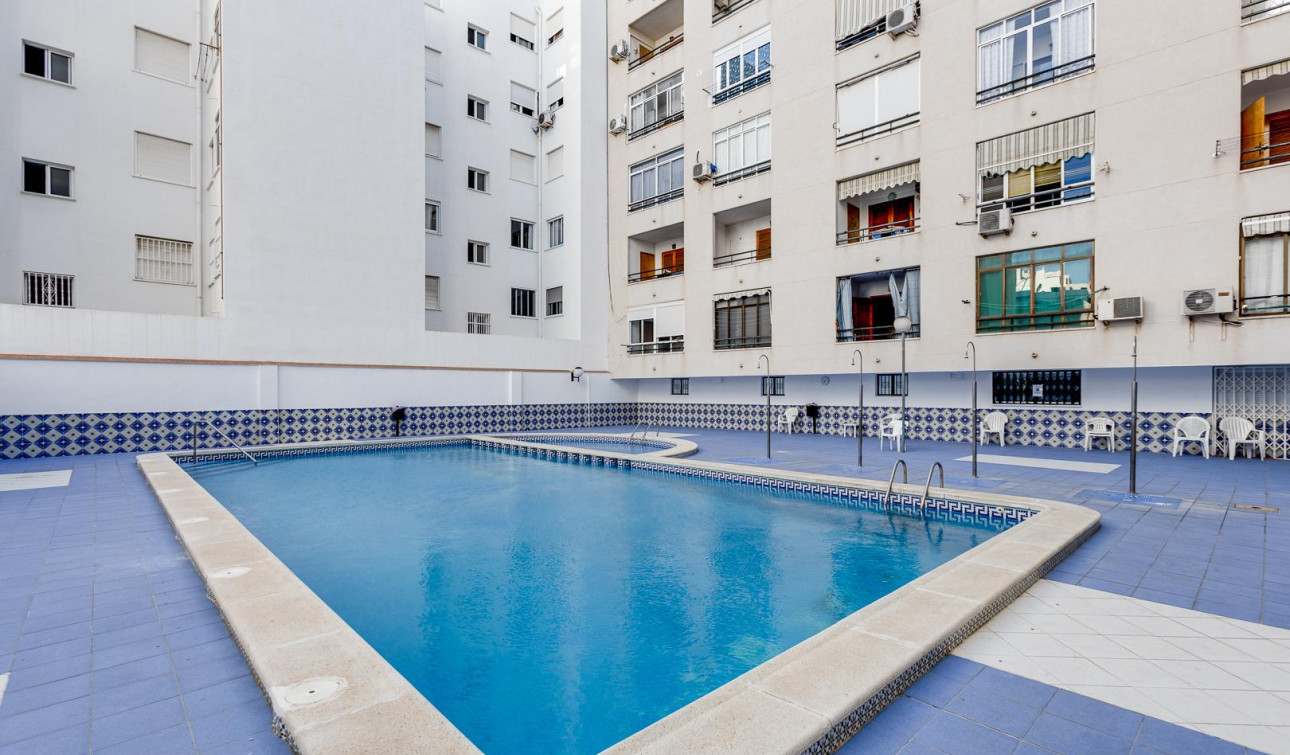 Herverkoop - Appartement / Flat - Torrevieja - Playa del Cura