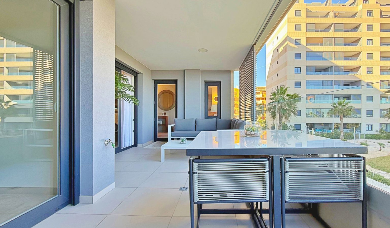 Herverkoop - Appartement / Flat - Torrevieja - Punta Prima