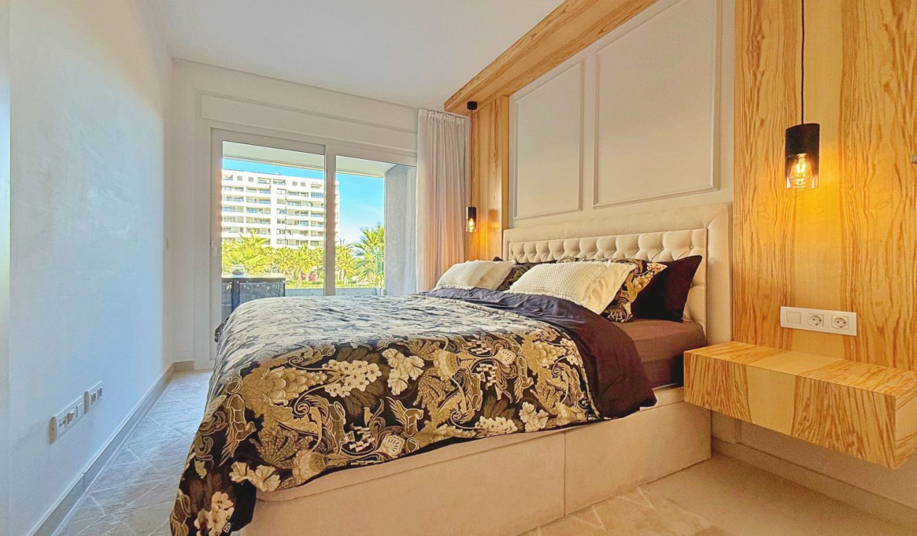 Herverkoop - Appartement / Flat - Torrevieja - Punta Prima