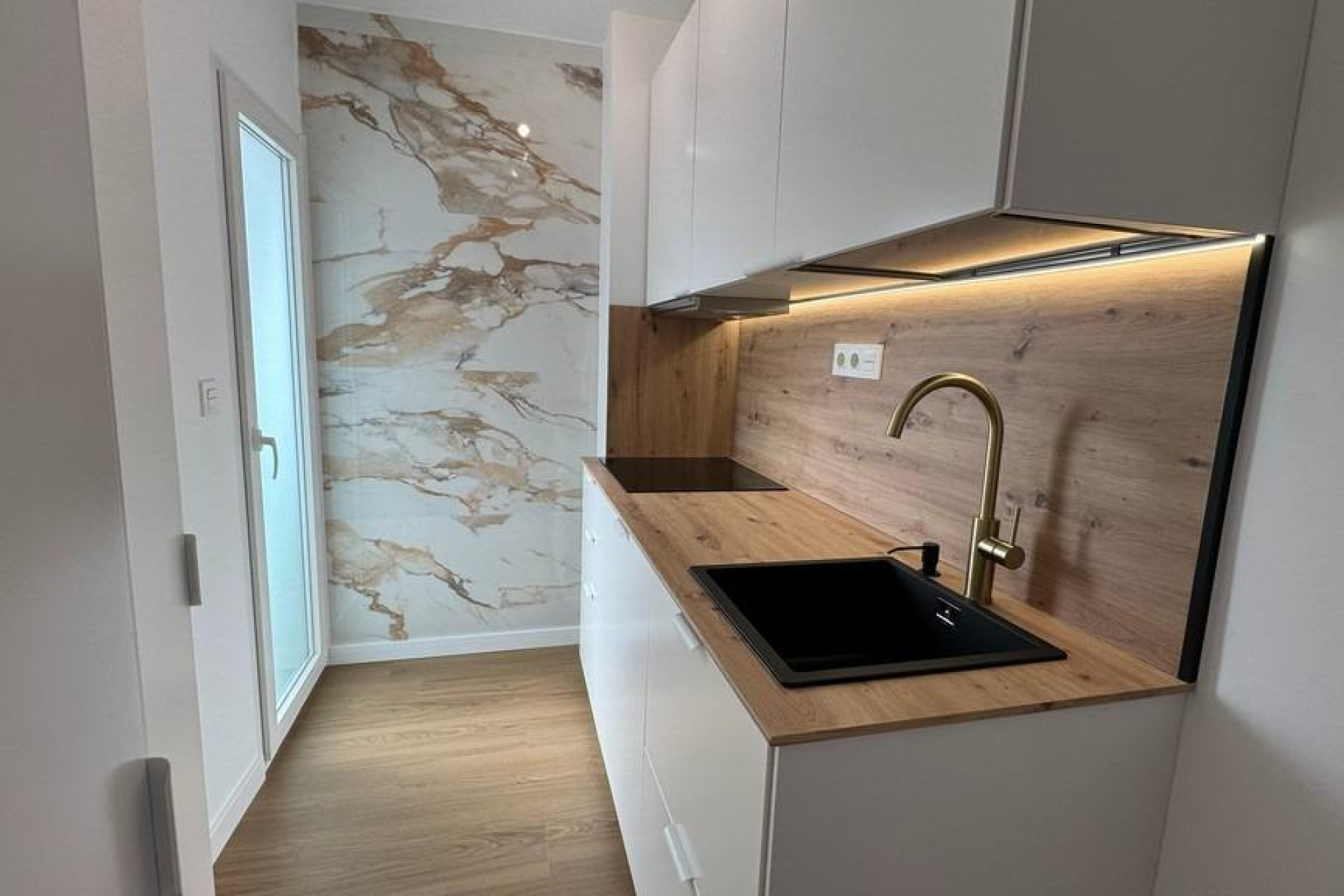 Herverkoop - Appartement / Flat - Torrevieja - Punta prima