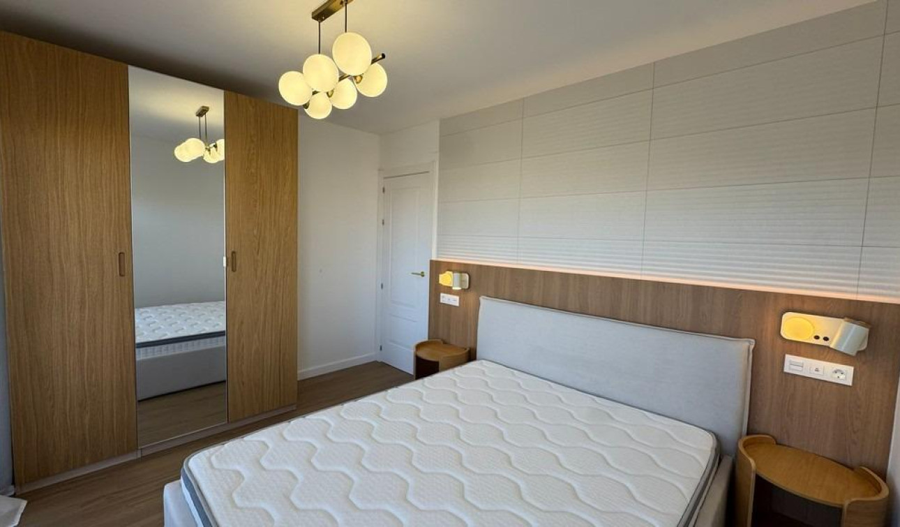 Herverkoop - Appartement / Flat - Torrevieja - Punta prima