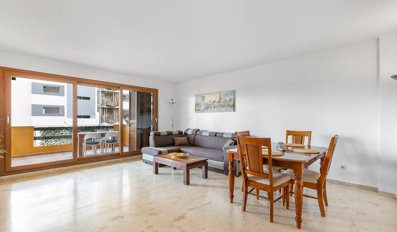 Herverkoop - Appartement / Flat - Torrevieja - Punta Prima