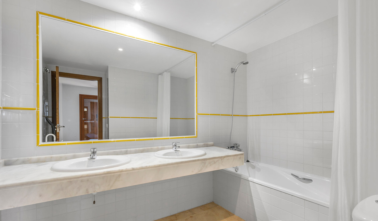 Herverkoop - Appartement / Flat - Torrevieja - Punta Prima