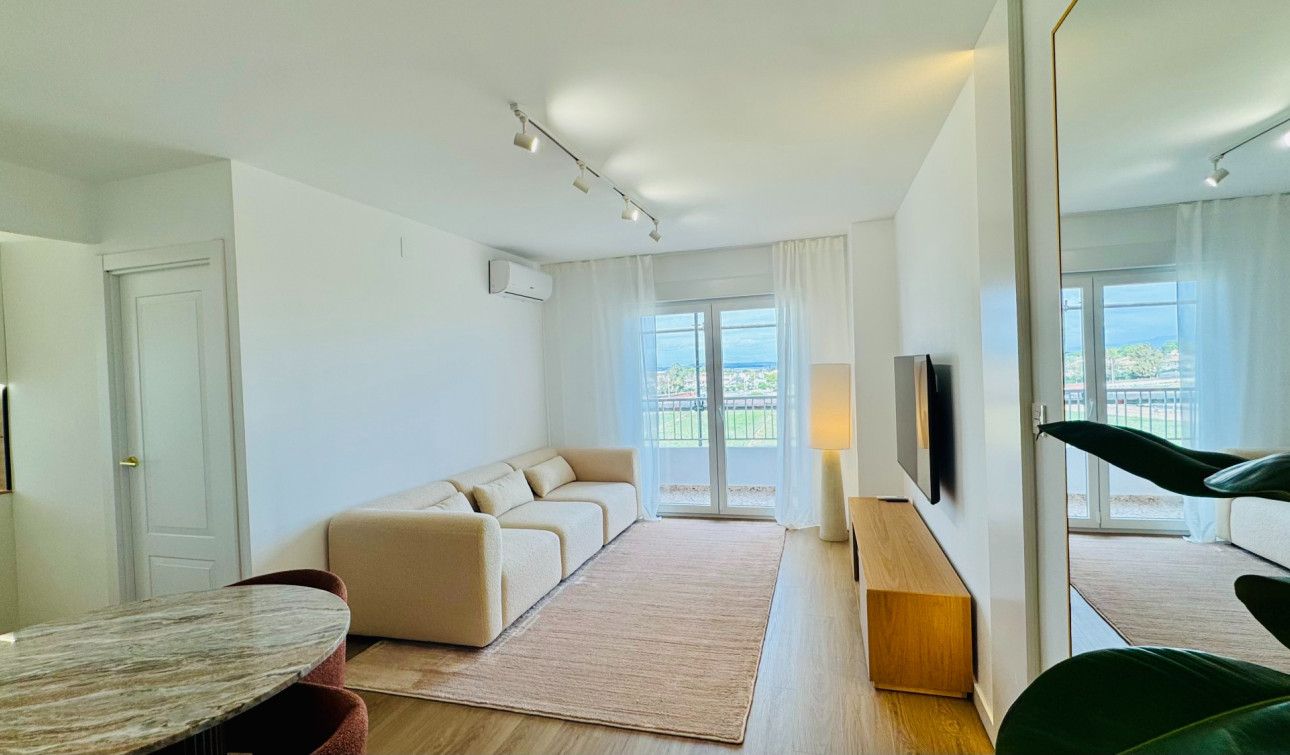 Herverkoop - Appartement / Flat - Torrevieja - Punta Prima