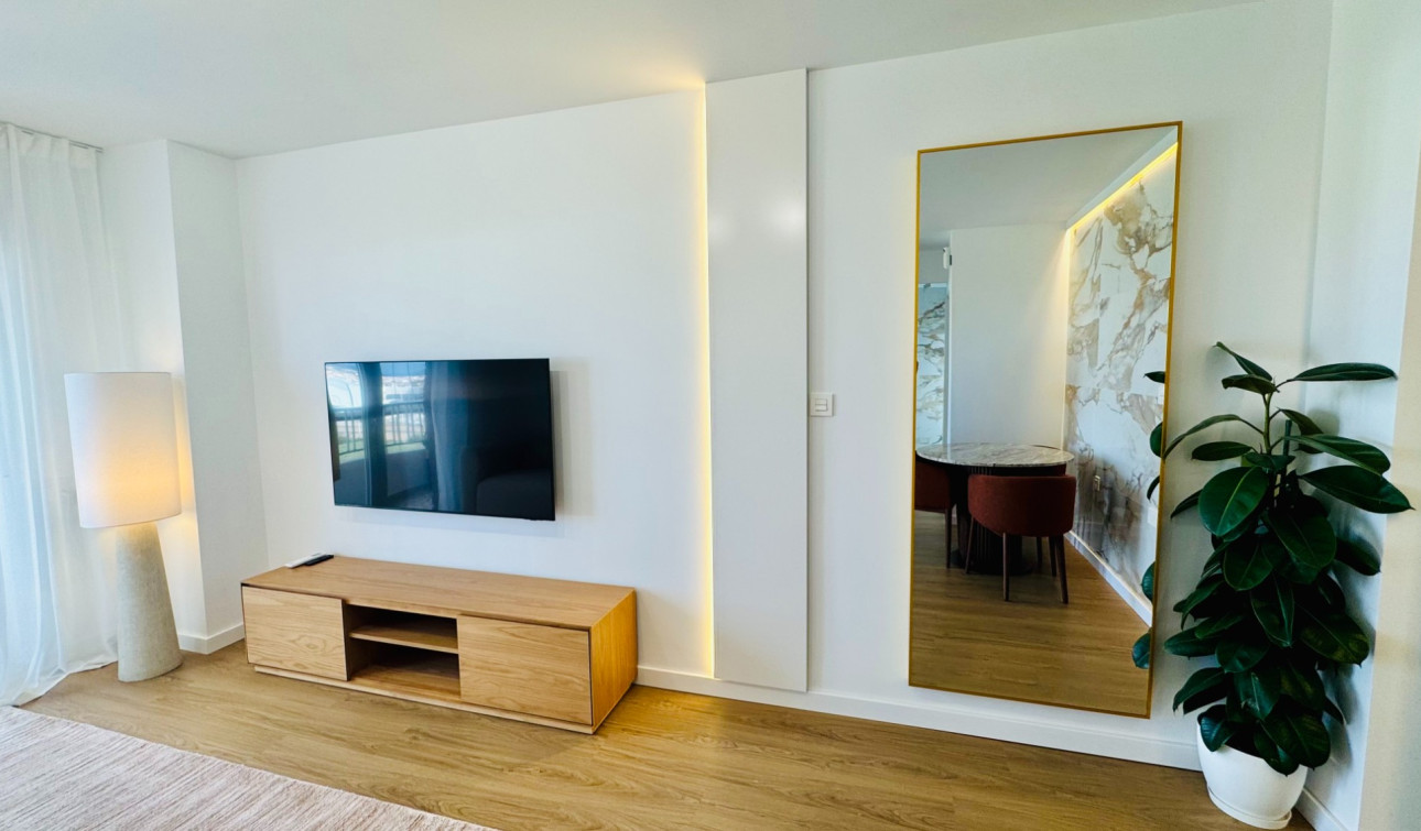 Herverkoop - Appartement / Flat - Torrevieja - Punta Prima