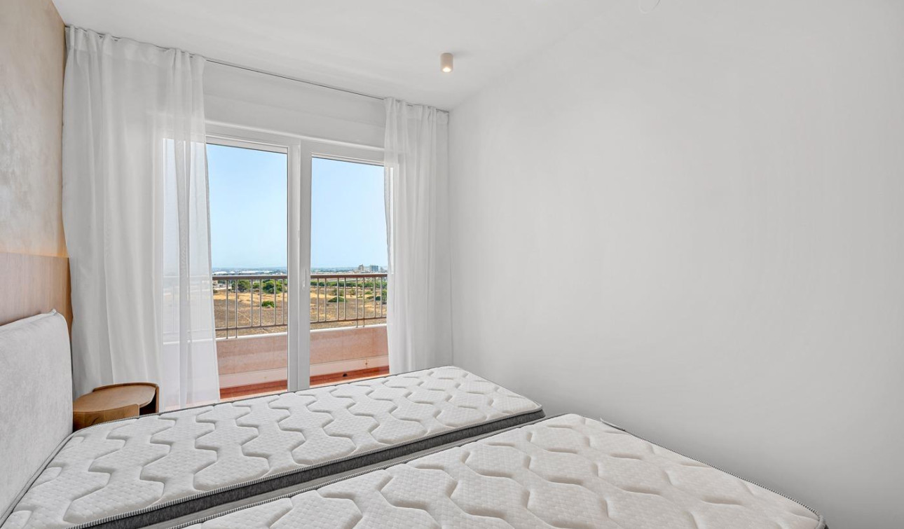 Herverkoop - Appartement / Flat - Torrevieja - Punta prima