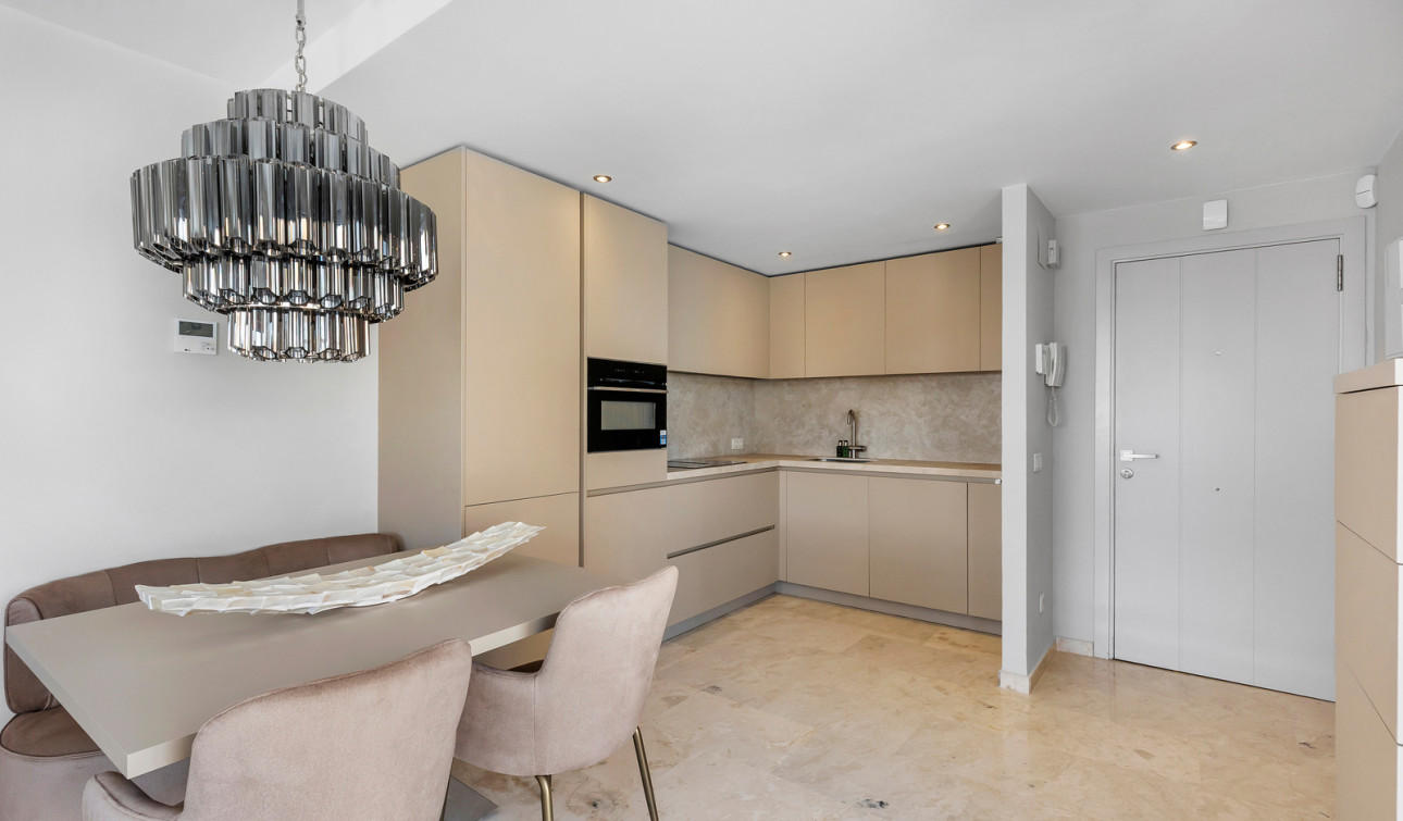 Herverkoop - Appartement / Flat - Torrevieja - Punta Prima