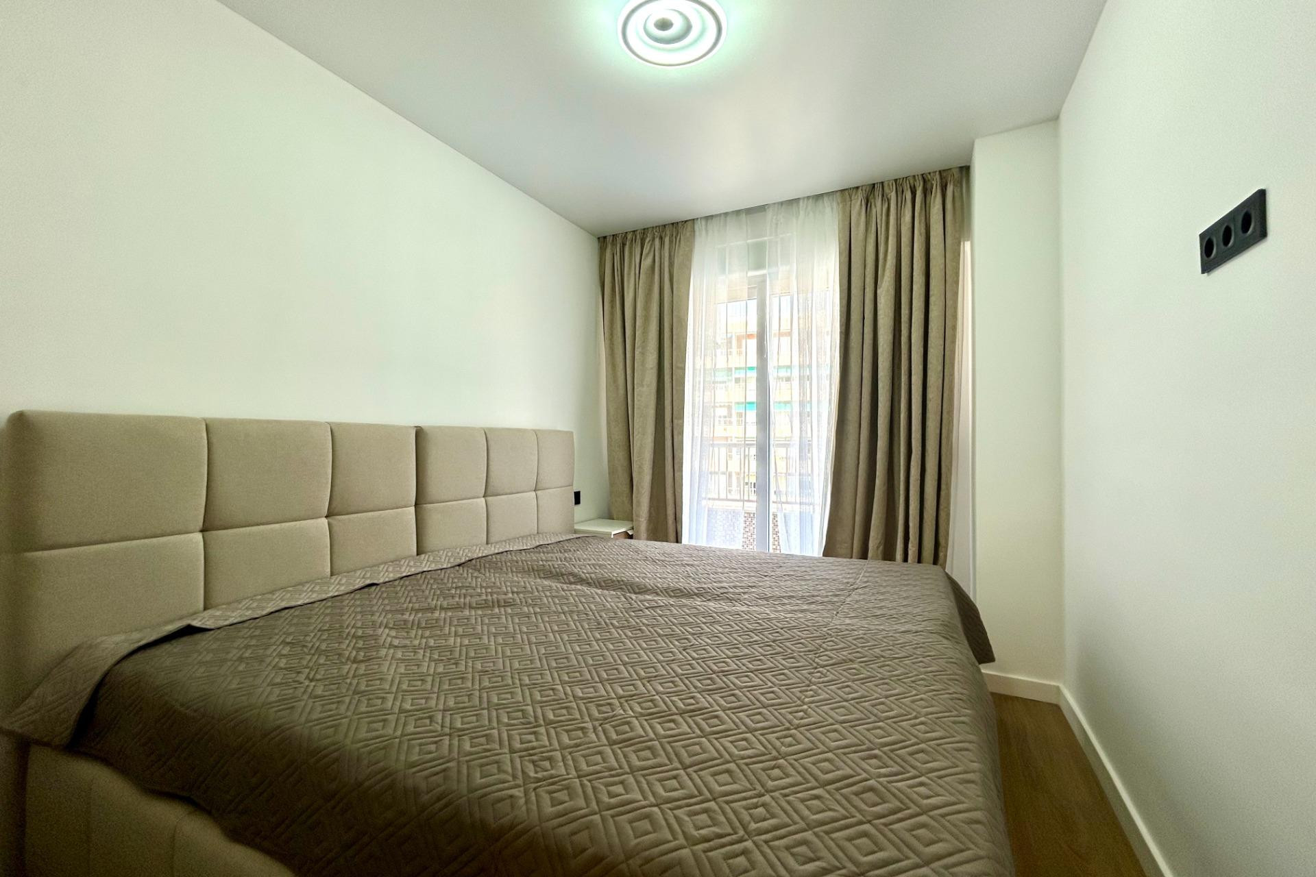 Herverkoop - Appartement / Flat - Torrevieja - Punta prima