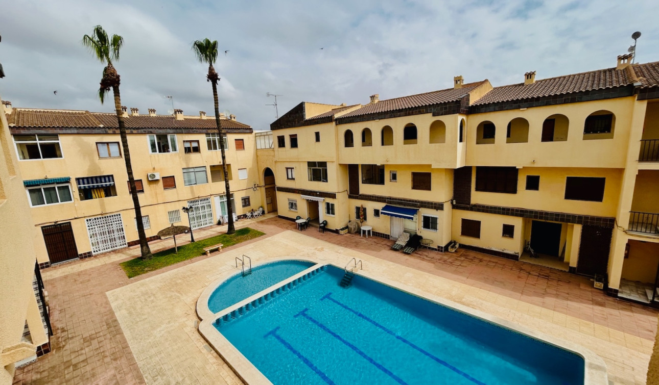 Herverkoop - Appartement / Flat - Torrevieja - Punta Prima