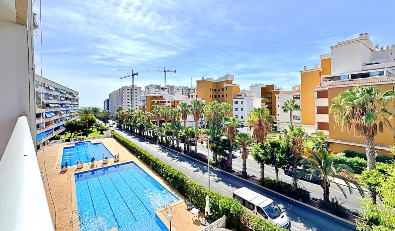 Herverkoop - Appartement / Flat - Torrevieja - Rocio del Mar
