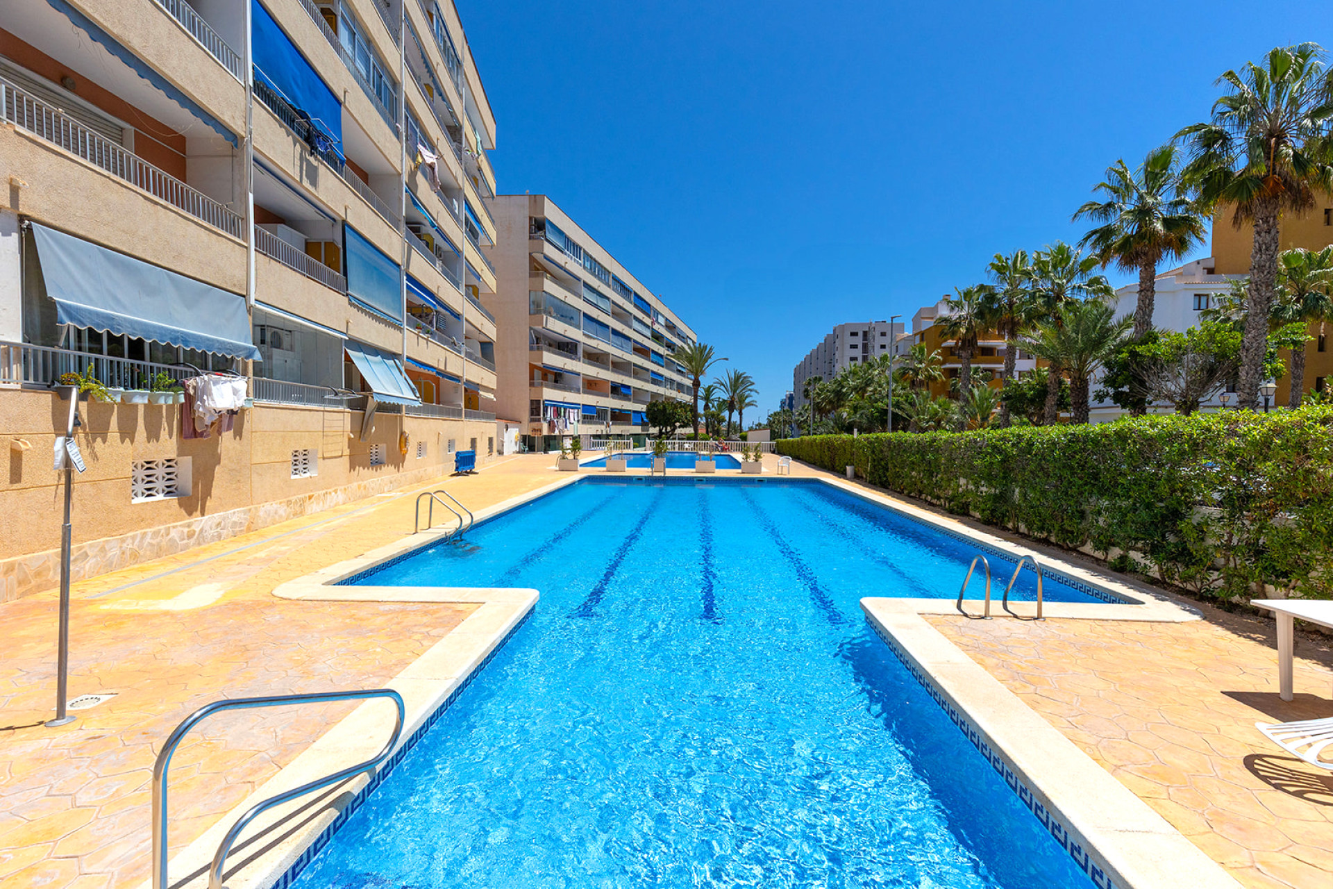 Herverkoop - Appartement / Flat - Torrevieja - Rocio del Mar