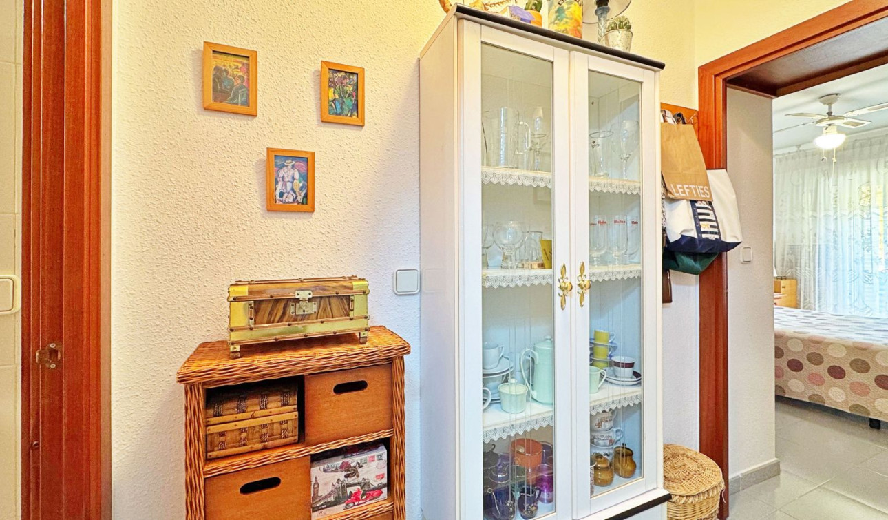 Herverkoop - Appartement / Flat - Torrevieja - Rocio del Mar