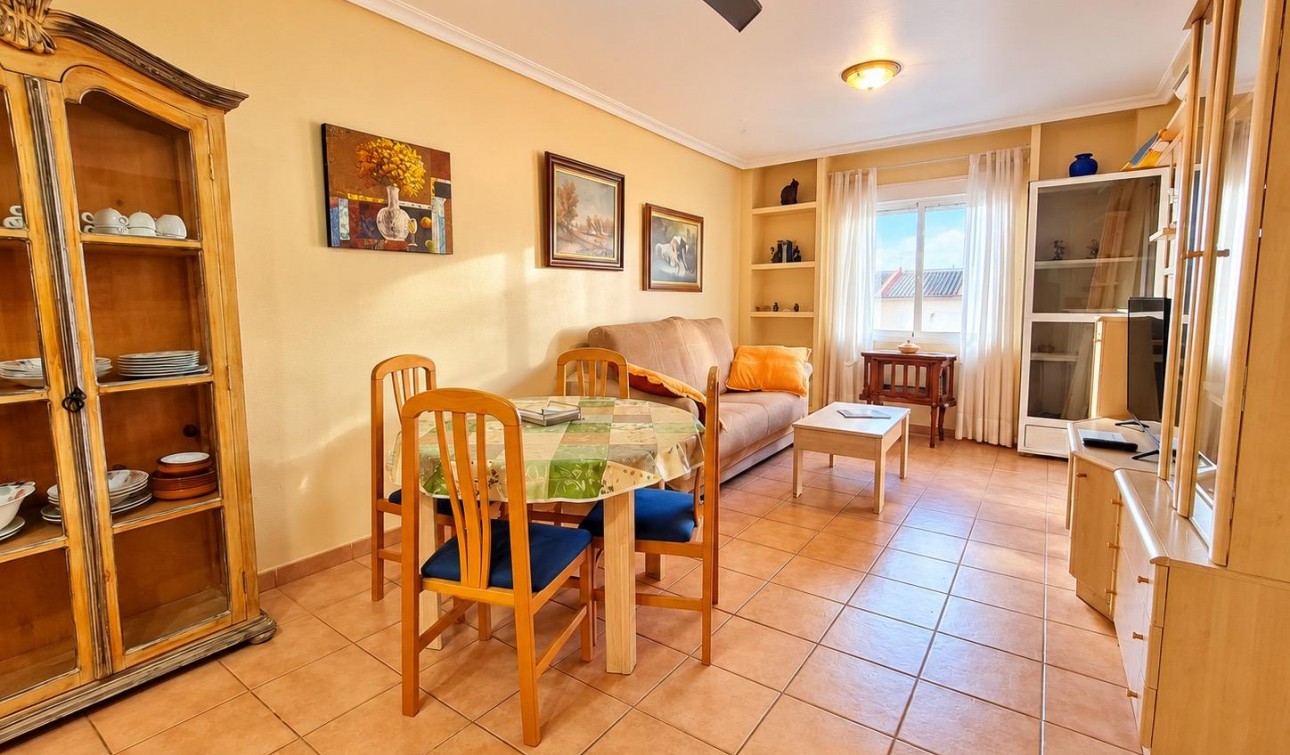 Herverkoop - Appartement / Flat - Torrevieja - Torreblanca