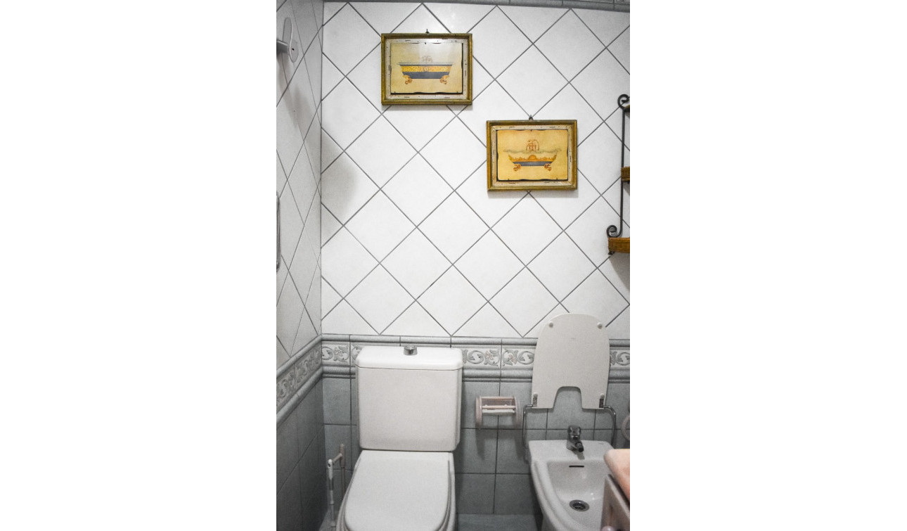 Herverkoop - Appartement / Flat - Torrevieja - Torrevieja Centro