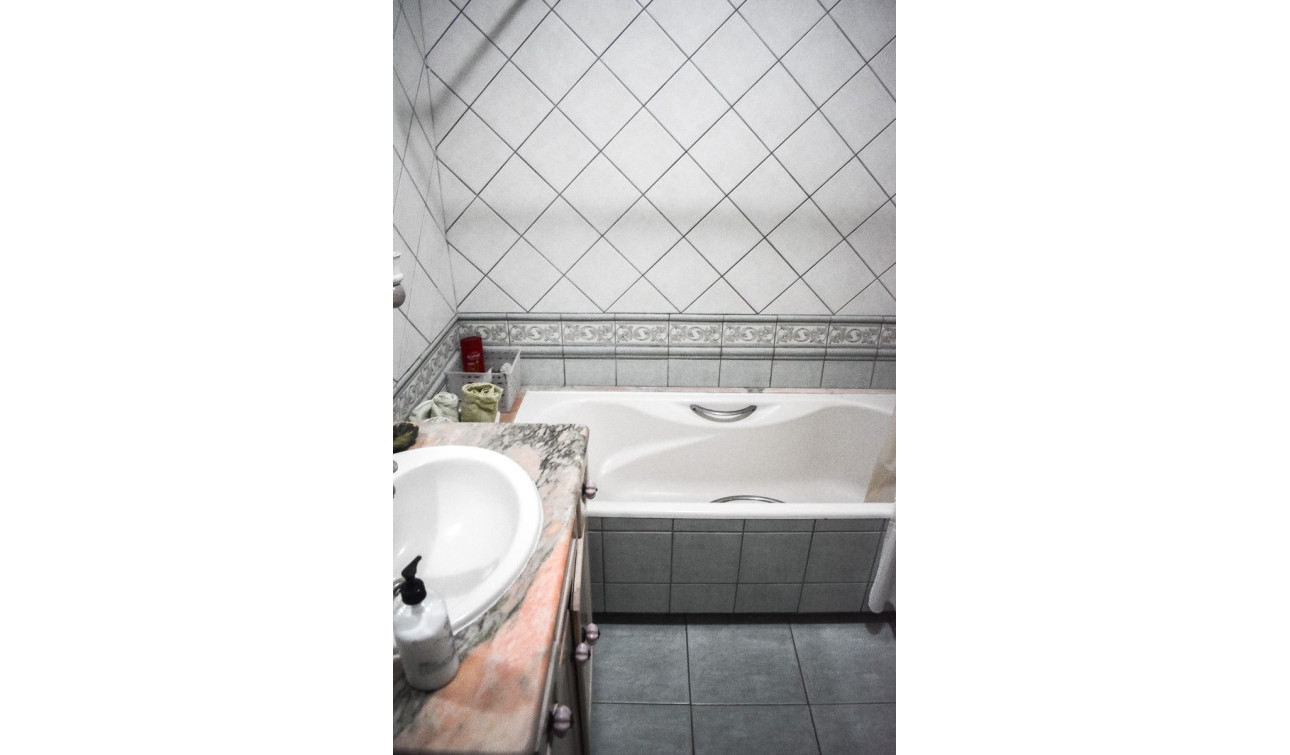 Herverkoop - Appartement / Flat - Torrevieja - Torrevieja Centro