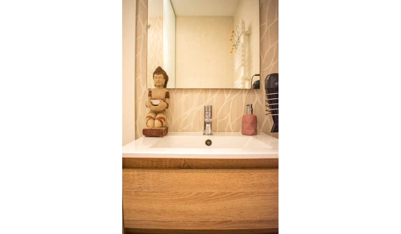 Herverkoop - Appartement / Flat - Torrevieja - Torrevieja Centro