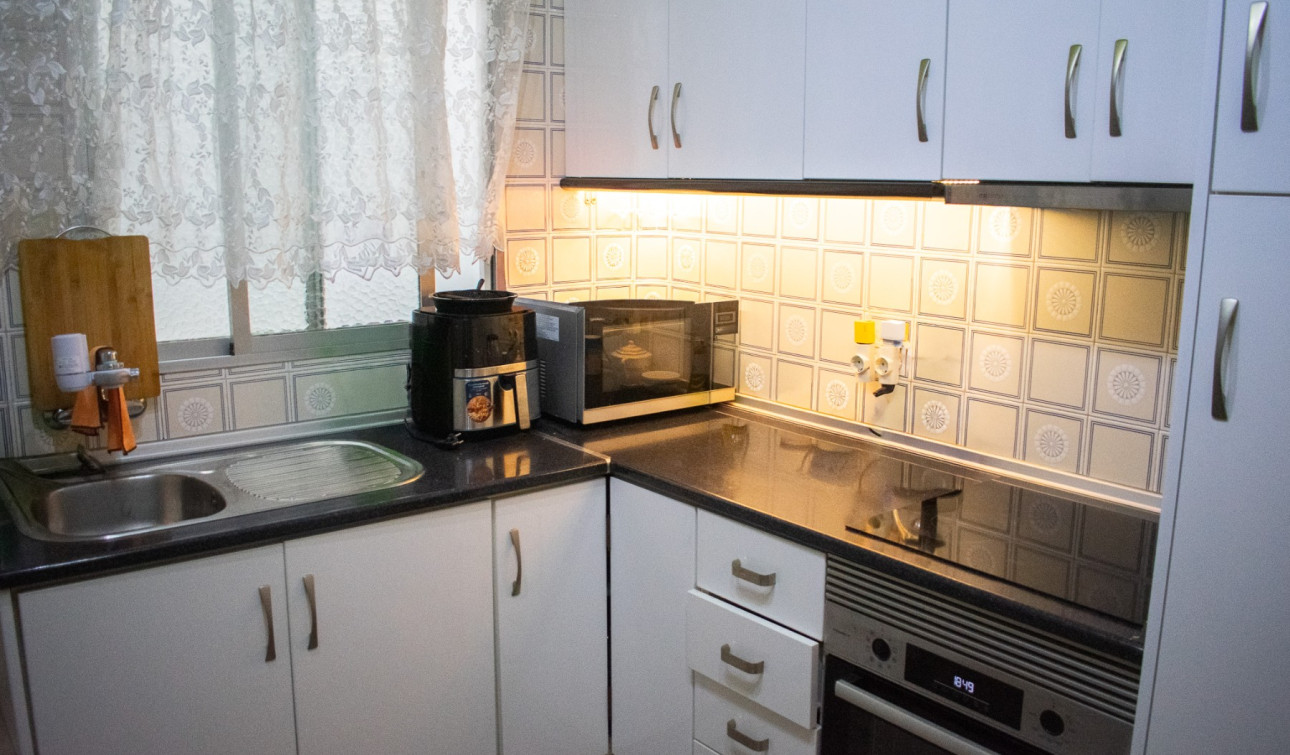 Herverkoop - Appartement / Flat - Torrevieja - Torrevieja Centro