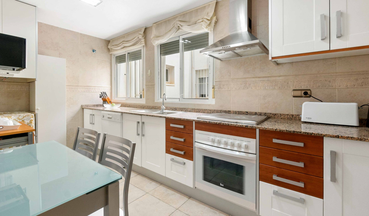 Herverkoop - Appartement / Flat - Torrevieja - Torrevieja Centro