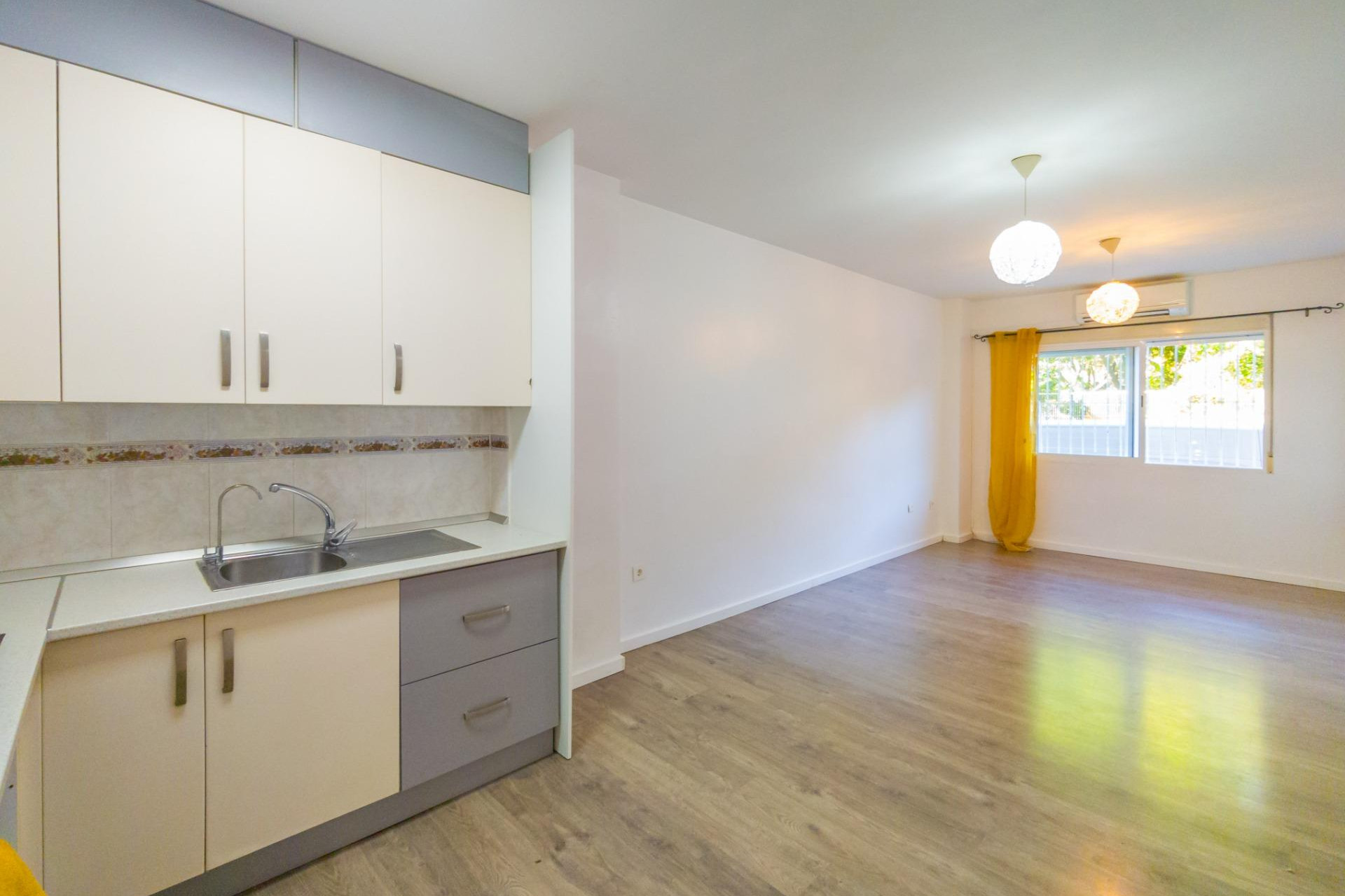 Herverkoop - Appartement / Flat - Torrevieja - torrevieja