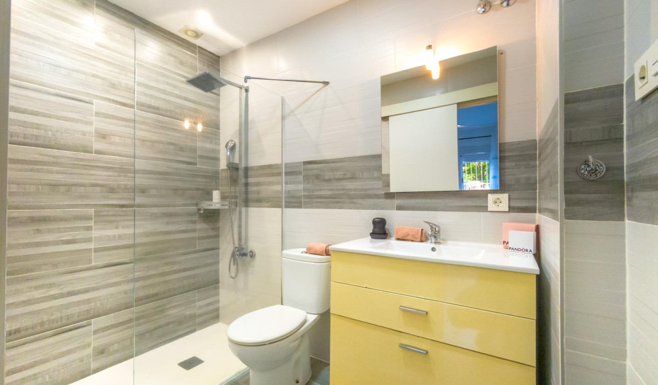 Herverkoop - Appartement / Flat - Torrevieja - torrevieja