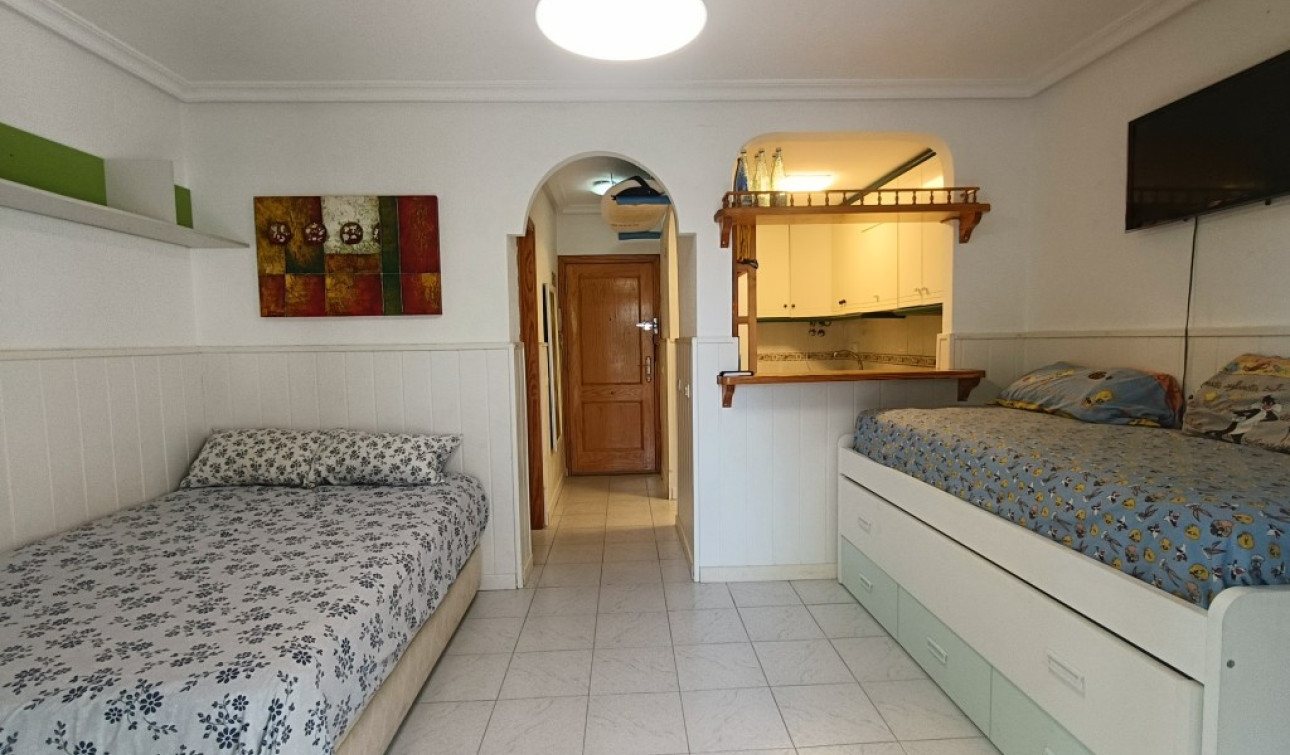 Herverkoop - Appartement / Flat - Torrevieja