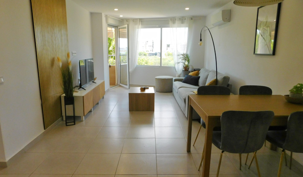 Herverkoop - Appartement / Flat - Torrevieja