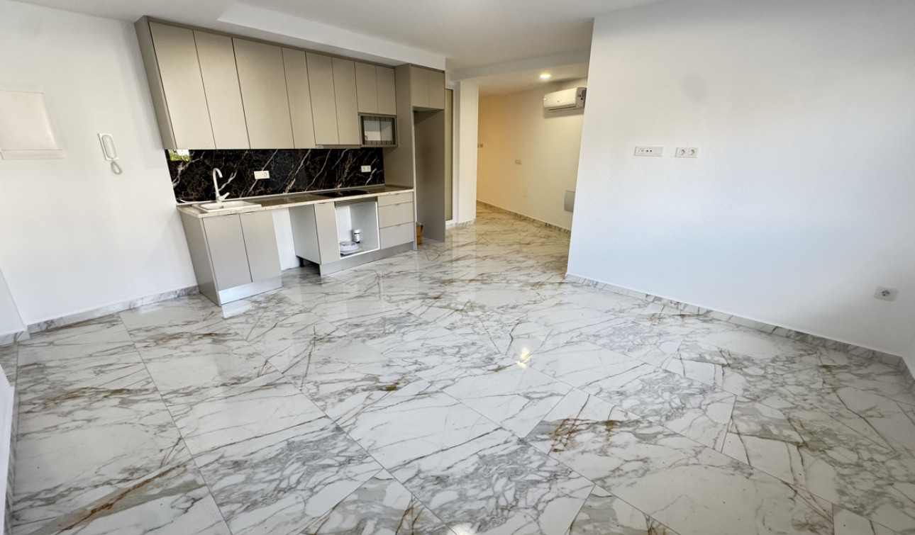 Herverkoop - Appartement / Flat - Torrevieja