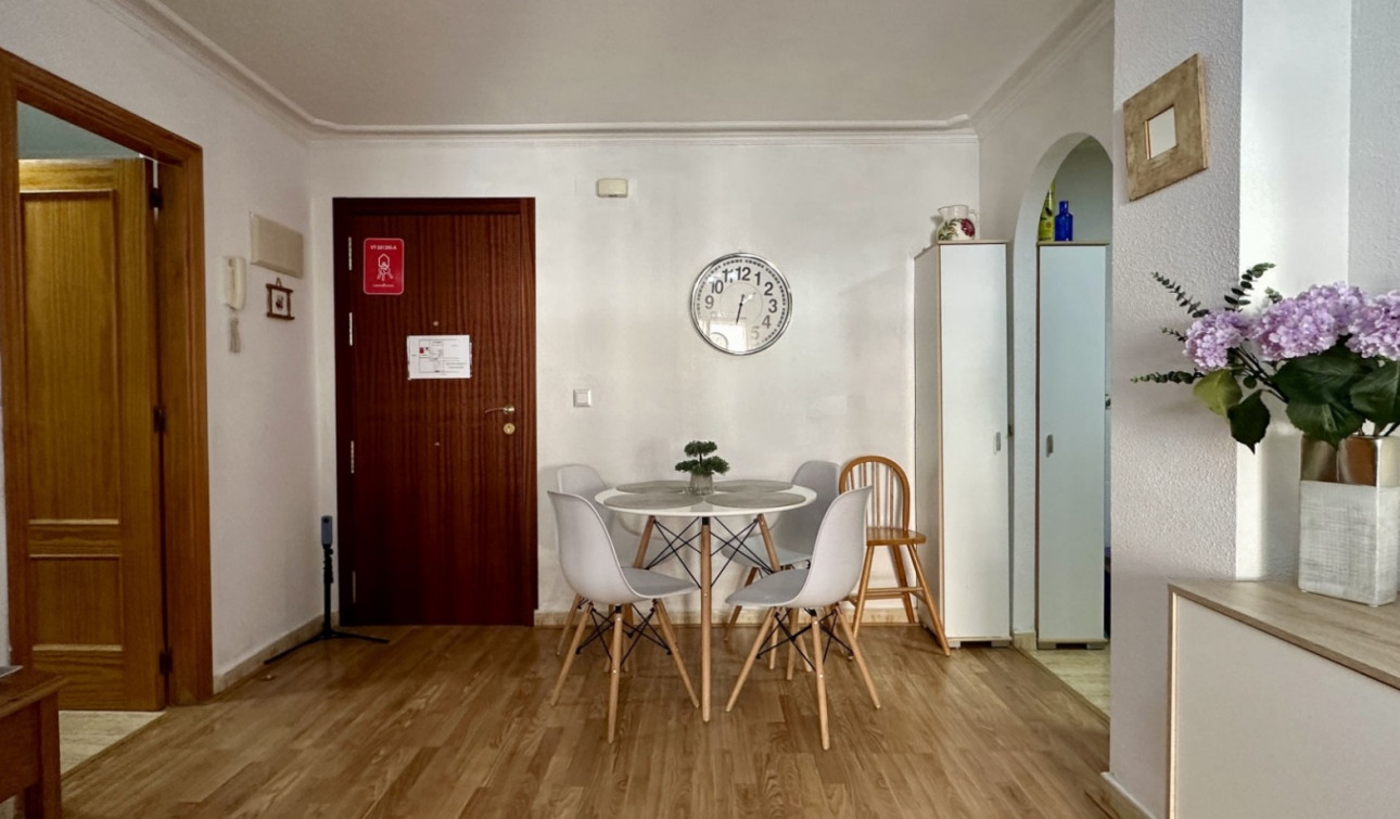 Herverkoop - Appartement / Flat - Torrevieja