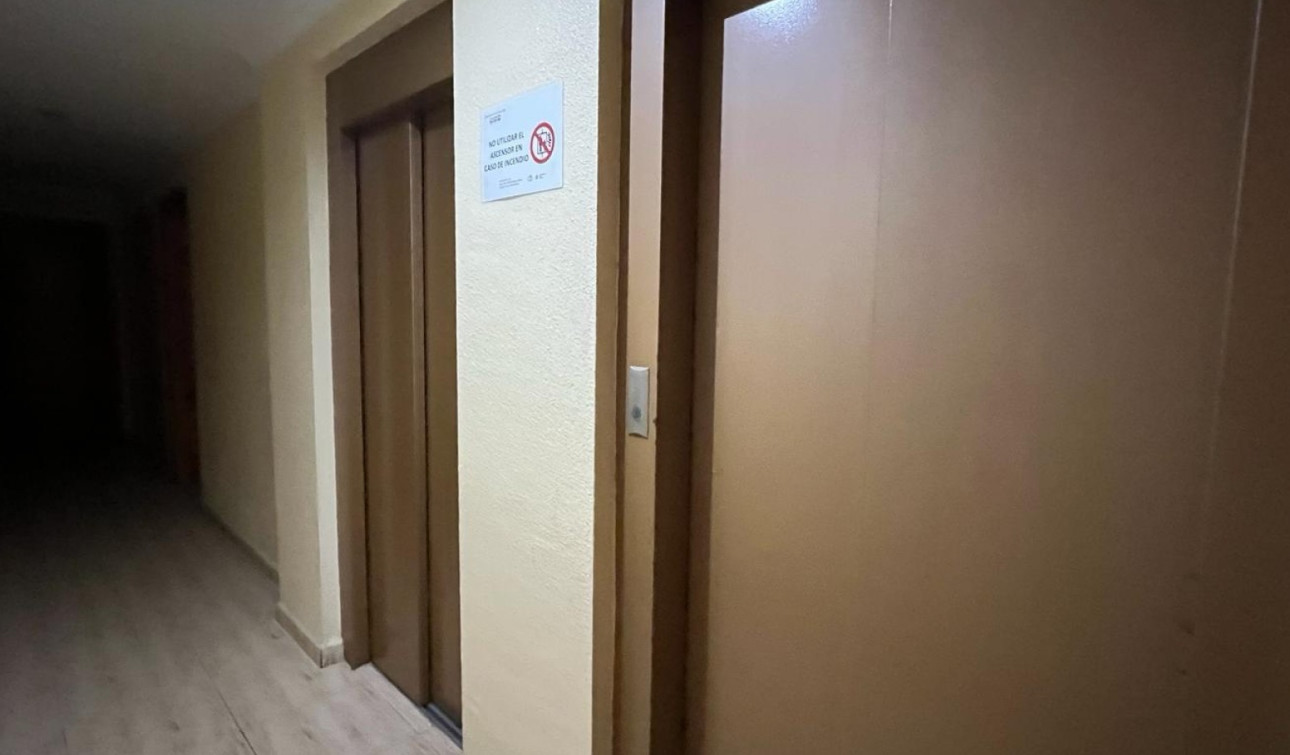 Herverkoop - Appartement / Flat - Torrevieja