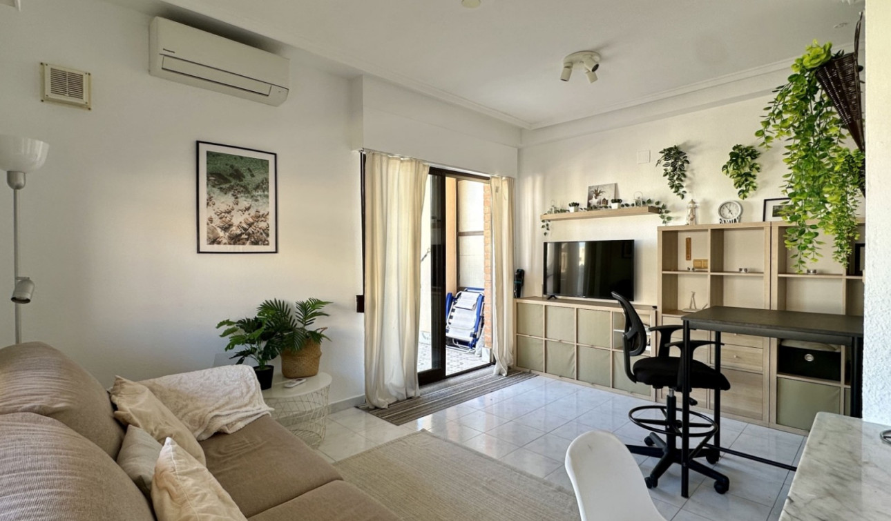 Herverkoop - Appartement / Flat - Torrevieja