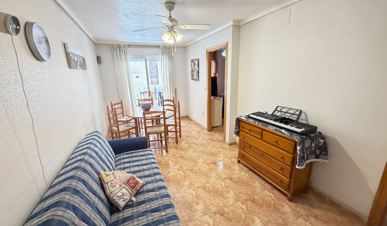 Herverkoop - Appartement / Flat - Torrevieja