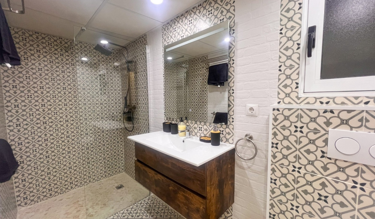 Herverkoop - Appartement / Flat - Torrevieja