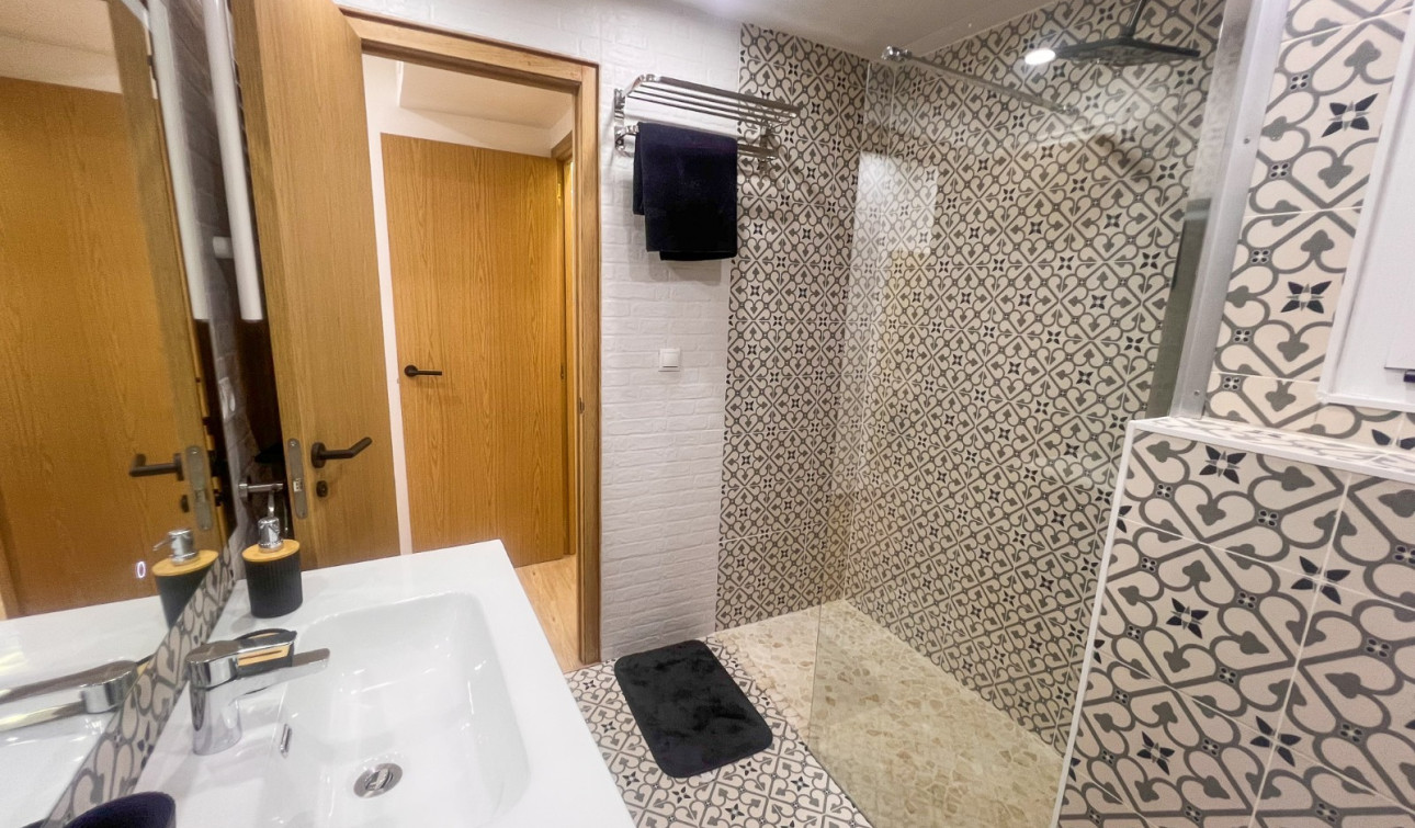 Herverkoop - Appartement / Flat - Torrevieja