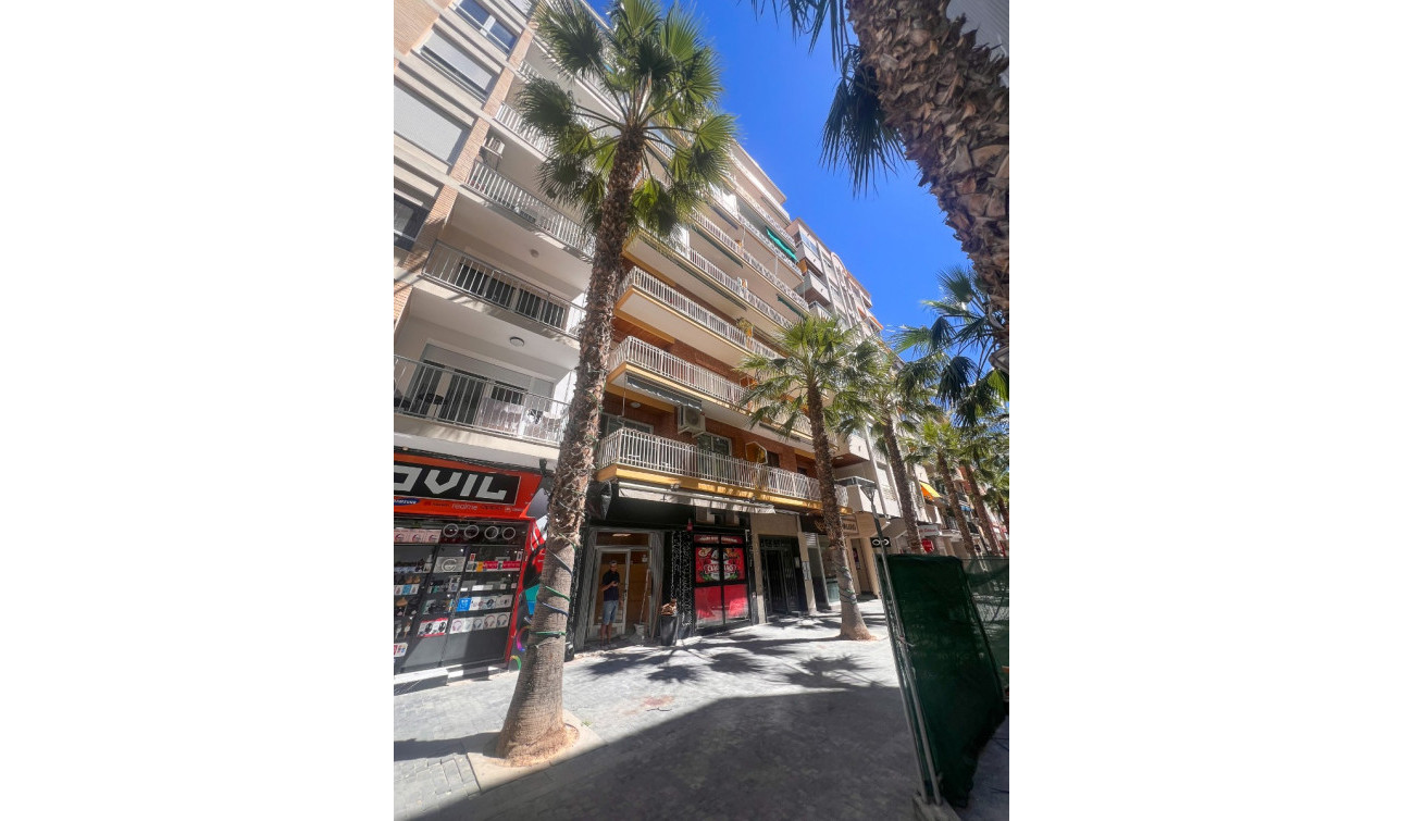 Herverkoop - Appartement / Flat - Torrevieja