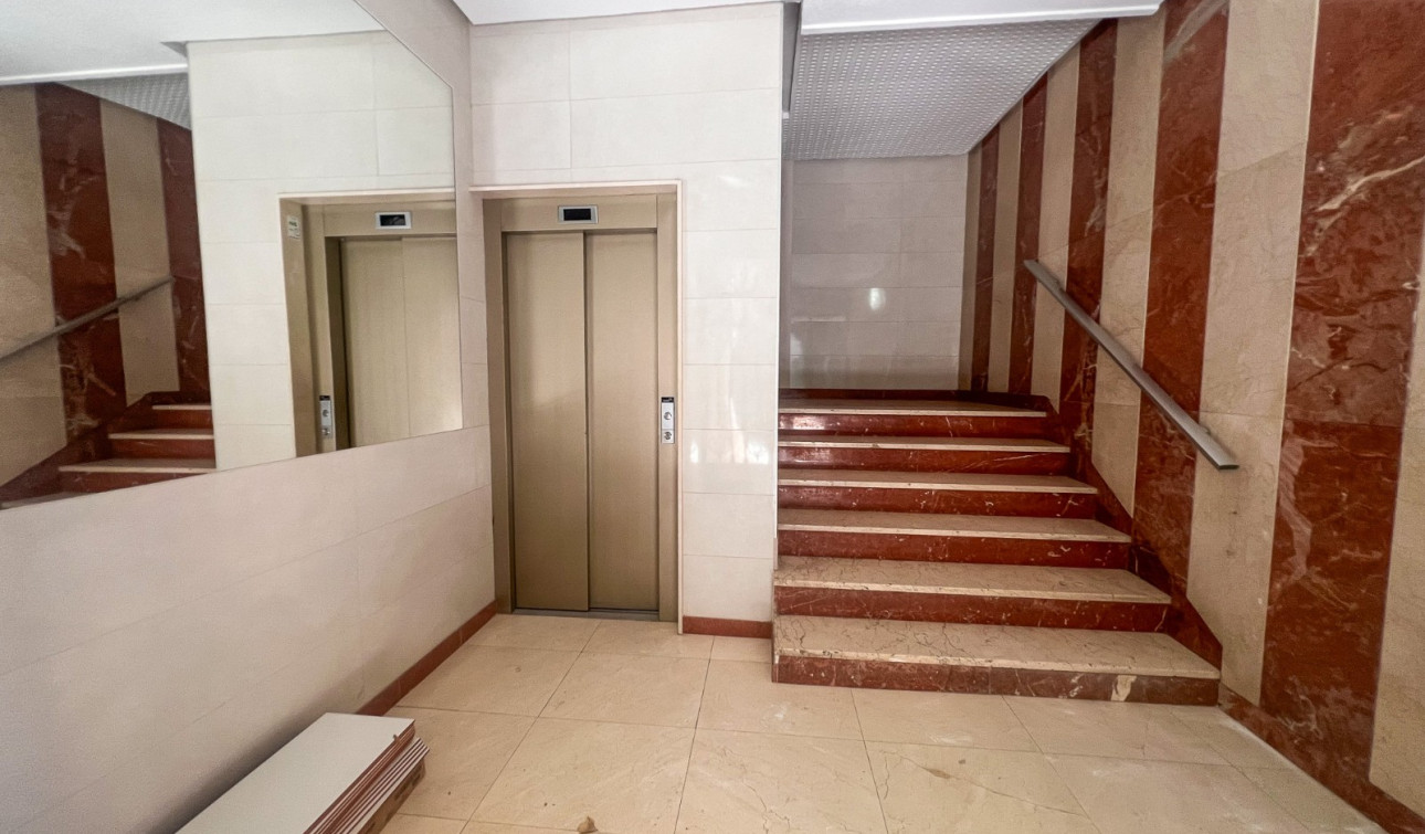 Herverkoop - Appartement / Flat - Torrevieja