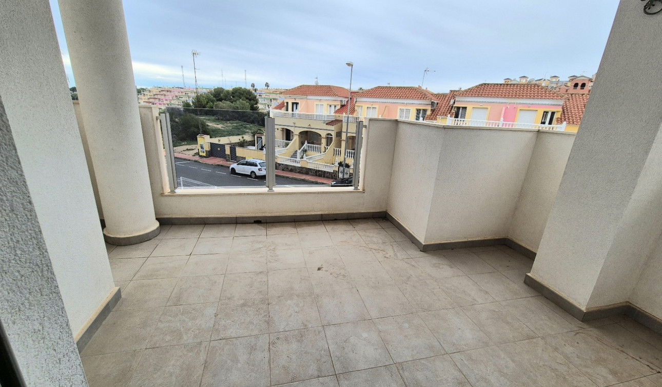 Herverkoop - Appartement / Flat - Villamartín - Costa Blanca