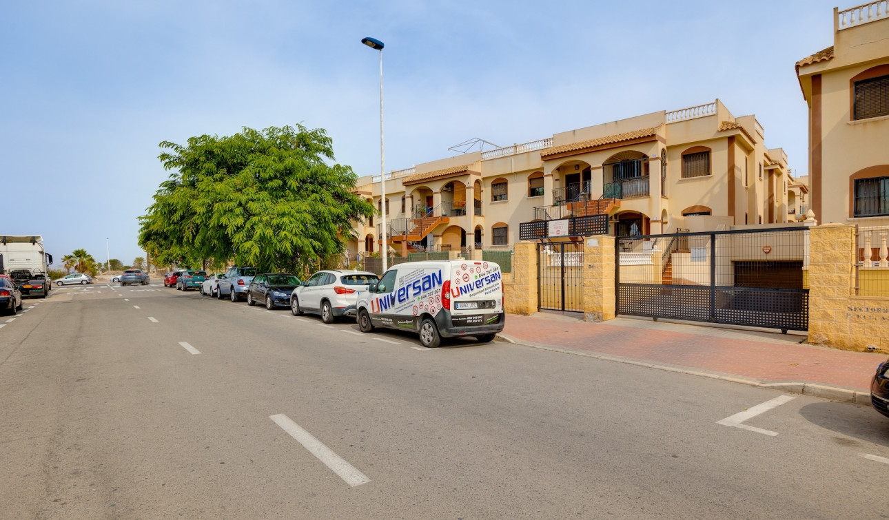 Herverkoop - Bungalow - Torrevieja - Sector 25