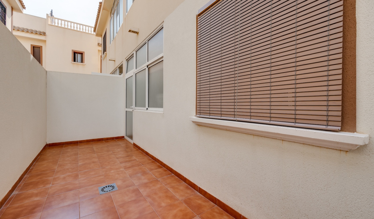 Herverkoop - Bungalow - Torrevieja - Sector 25