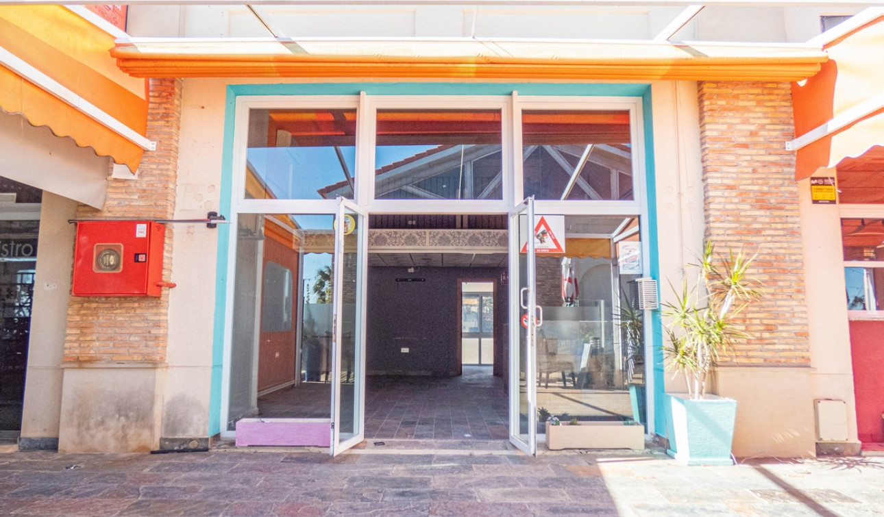 Herverkoop - Commerciële eenheid - Algorfa - La Finca Golf - Algorfa