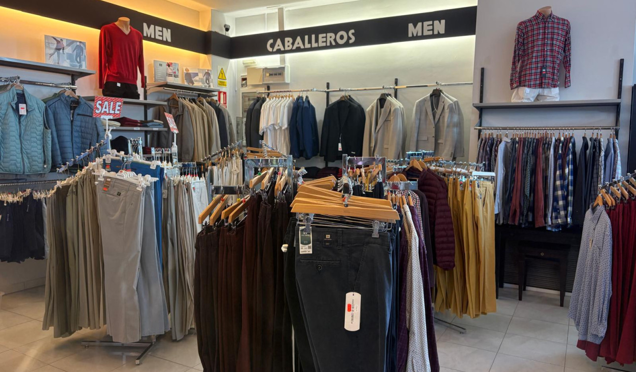 Herverkoop - Commerciële eenheid - Algorfa - La Finca Golf