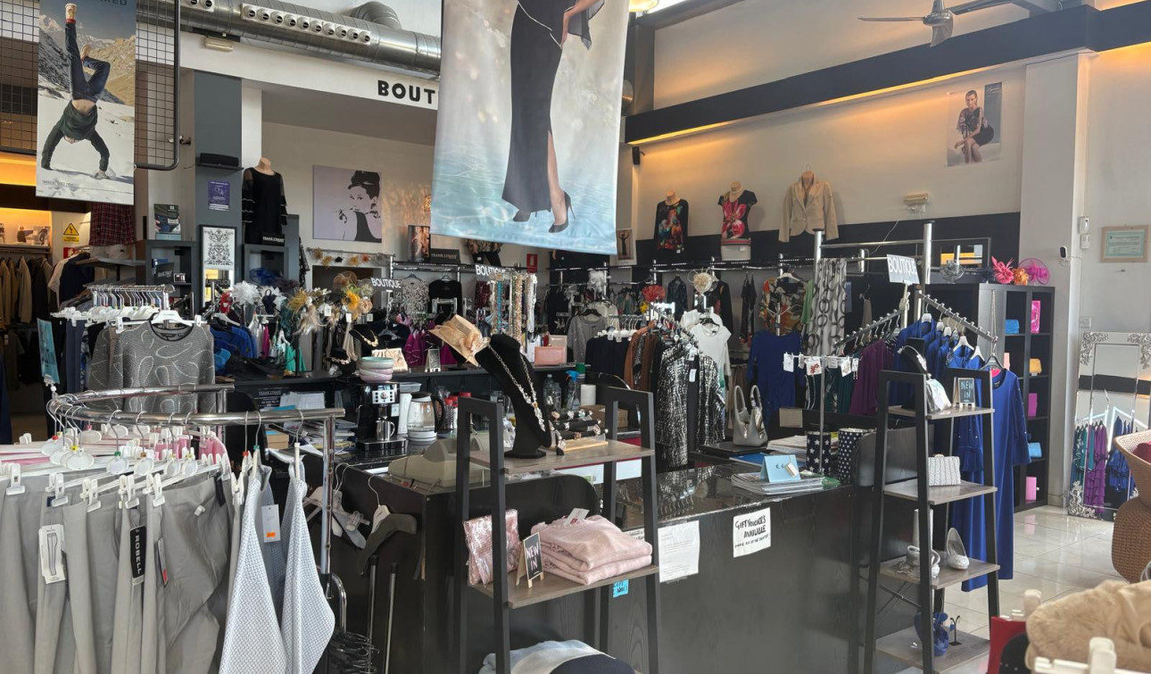 Herverkoop - Commerciële eenheid - Algorfa - La Finca Golf