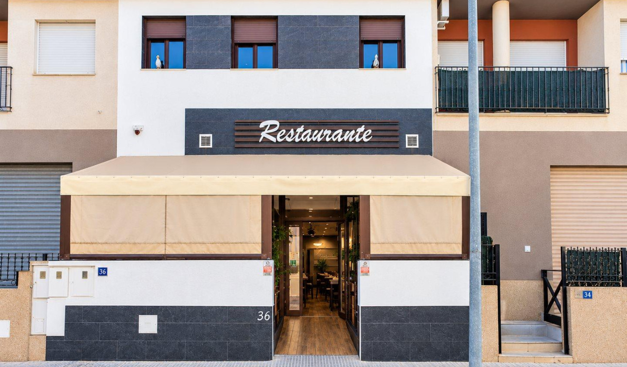 Herverkoop - Commerciële eenheid - Orihuela - LA MURADA